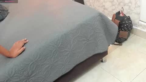 Snapshot of dirty_miia chatting on October 2025 11:33:02 AM MIA online show from October 2025 11:33:02 AM