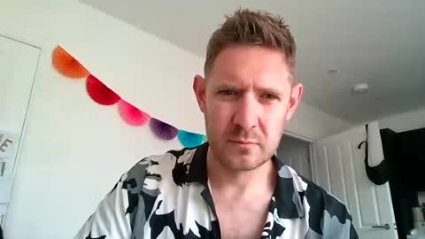 Snapshot of dirtylondon729 chatting on July 2026 08:07:02 AM Exhibitionist Ben online show from July 2026 08:07:02 AM