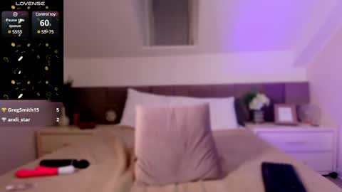 Snapshot of dirtystudentgirl chatting on February 2025 10:59:02 PM Chloe online show from February 2025 10:59:02 PM