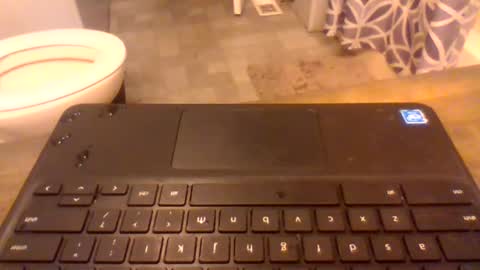 dirtywhite14 online show from October 2025 02:12:02 AM