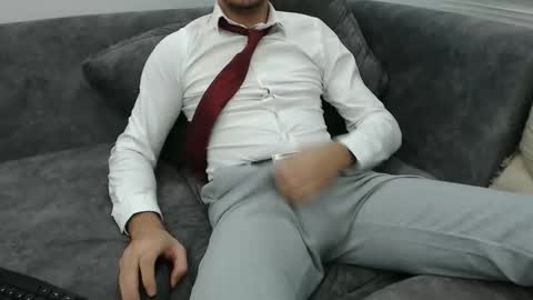 dirtyybooyy77 online show from October 2025 06:54:02 PM