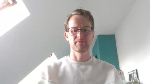 Snapshot of discovery_99 chatting on September 2025 01:54:01 PM discovery_99 online show from September 2025 01:54:01 PM