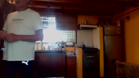 Snapshot of discretopasivo chatting on November 2025 01:59:02 PM discretopasivo online show from November 2025 01:59:02 PM