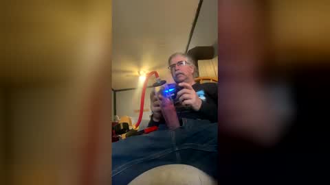 dispencer74 online show from February 2026 07:06:02 PM