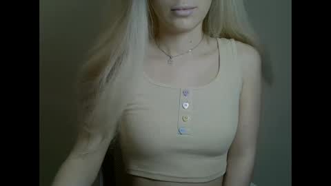 DitaMilton online show from December 2024 02:47:02 PM