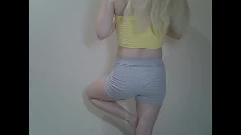 DitaMilton online show from February 2025 08:41:01 PM