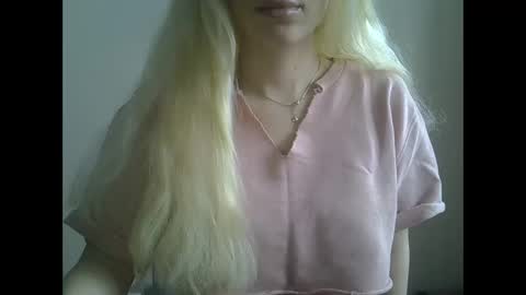 DitaMilton online show from January 2026 10:10:02 AM