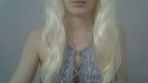 DitaMilton online show from February 2026 11:37:01 AM