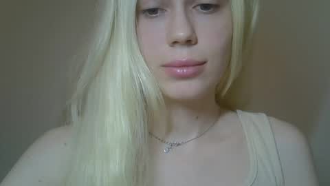 DitaMilton online show from February 2026 09:37:02 PM