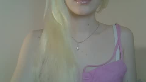 DitaMilton online show from March 2026 08:03:01 PM