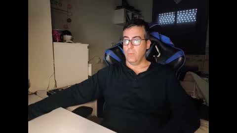 Snapshot of ditos_c chatting on January 2026 08:42:02 AM ditos_c online show from January 2026 08:42:02 AM