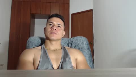 Diva Mancini online show from November 2025 02:02:01 AM