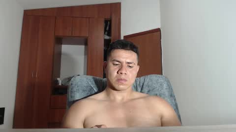 Diva Mancini online show from November 2025 02:15:02 AM