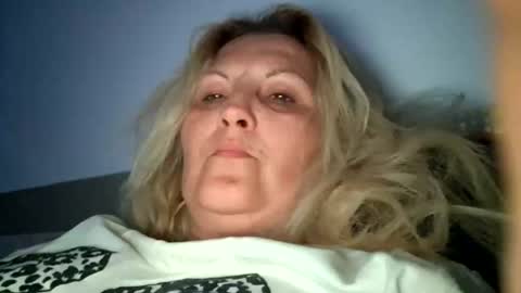 Alexxa online show from April 2026 06:54:02 PM