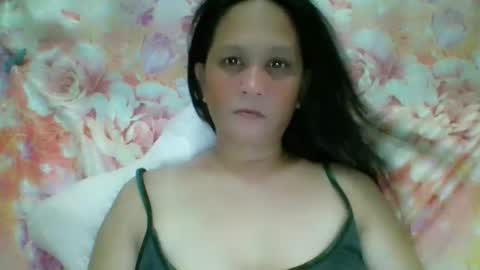 Snapshot of divinegrace10 chatting on May 2026 01:49:02 PM Divine Grace Close To Your Hear online show from May 2026 01:49:02 PM