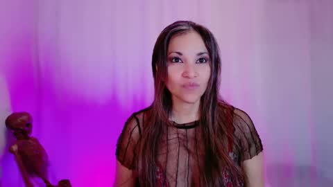 DivineLynn online show from February 2025 03:23:02 PM