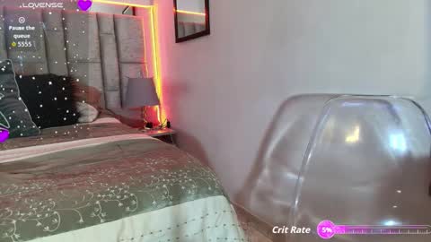 Snapshot of divinepearl chatting on February 2026 06:28:02 PM divinepearl online show from February 2026 06:28:02 PM