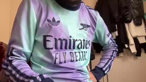 IndianLad online show from April 2026 01:41:02 PM