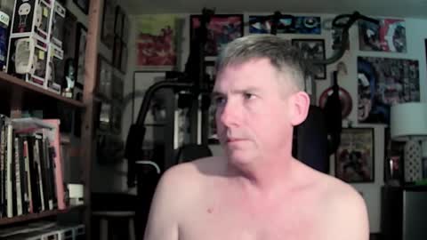 dix_handley_50 online show from December 2024 05:48:02 PM