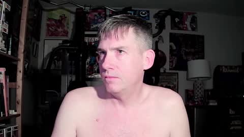 dix_handley_50 online show from February 2025 01:09:02 PM