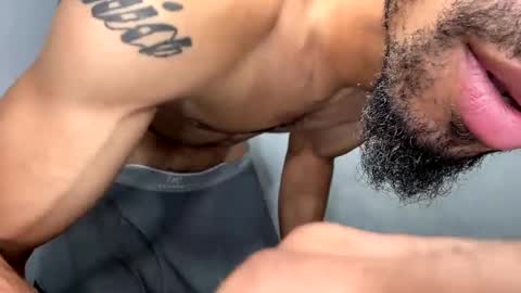 Snapshot of dixkzilla chatting on September 2025 07:14:02 PM dixkzilla online show from September 2025 07:14:02 PM