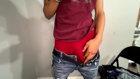 dixkzilla online show from March 2026 04:45:01 PM