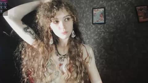 Dizer online show from November 2025 03:23:01 PM