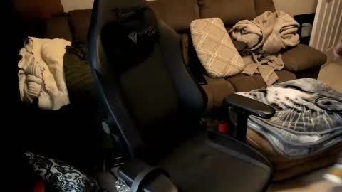 Hansel and Gretle online show from March 2026 10:24:02 PM