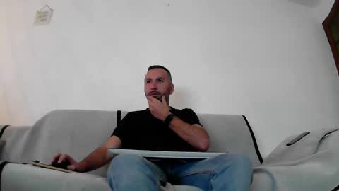 Djo online show from December 2024 10:31:01 PM