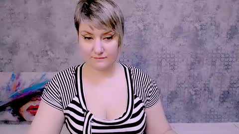 djullia online show from January 2025 02:23:01 PM