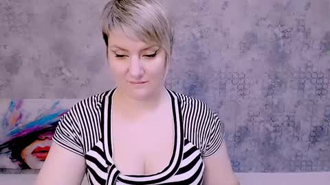 djullia online show from February 2025 09:13:02 AM