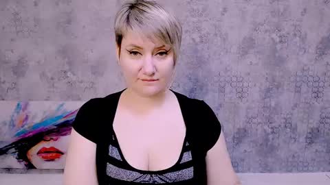 djullia online show from February 2025 10:07:02 AM