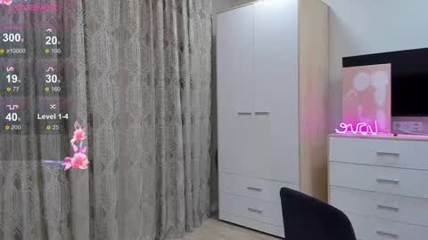 Maddy online show from September 2025 06:51:01 PM