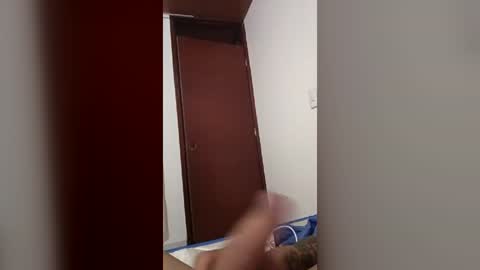 Snapshot of dl2052751 chatting on June 2026 03:39:02 PM dl2052751 online show from June 2026 03:39:02 PM