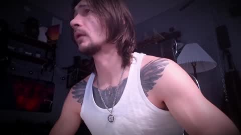 Snapshot of dl_raven chatting on January 2025 06:41:02 AM Silverhand online show from January 2025 06:41:02 AM