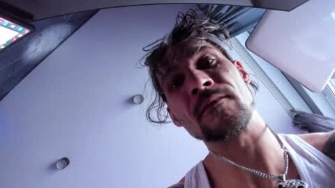 Snapshot of dl_raven chatting on January 2025 07:17:02 AM Silverhand online show from January 2025 07:17:02 AM