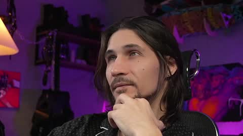 Snapshot of dl_raven chatting on February 2025 05:03:02 AM Silverhand online show from February 2025 05:03:02 AM