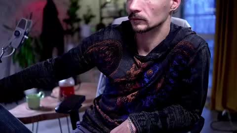 Snapshot of dl_raven chatting on October 2025 06:47:02 AM Silverhand online show from October 2025 06:47:02 AM