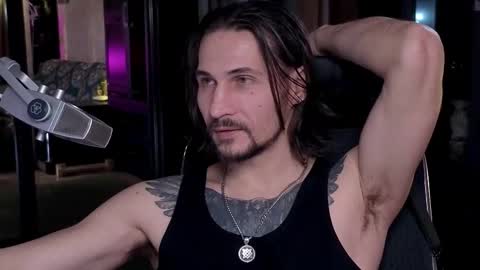 Snapshot of dl_raven chatting on February 2026 06:52:01 PM Silverhand online show from February 2026 06:52:01 PM