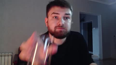 do_you_feel_pain online show from November 2025 06:08:01 PM