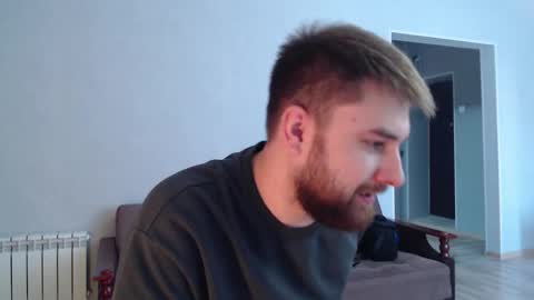 do_you_feel_pain online show from November 2025 11:09:02 AM