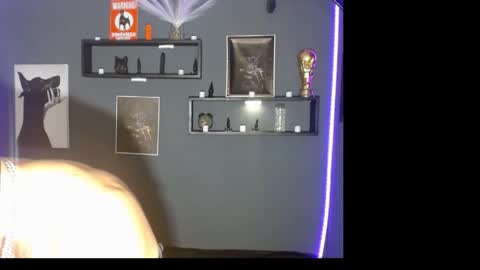 dober_manent online show from November 2025 01:22:01 AM