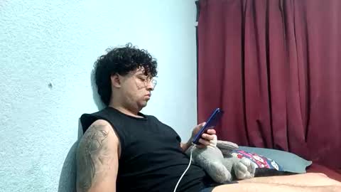 MrPepino online show from November 2025 04:23:02 AM