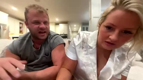 docwife12 online show from January 2026 10:45:01 PM