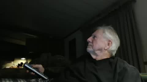 Snapshot of doingmyself69 chatting on February 2025 03:59:02 AM doingmyself69 online show from February 2025 03:59:02 AM