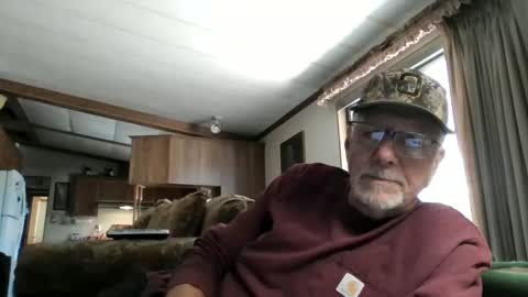 Snapshot of doingmyself69 chatting on September 2025 10:22:01 PM doingmyself69 online show from September 2025 10:22:01 PM