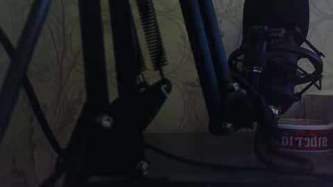 My name is Emma  I am the treasure that you have been looking for for so long  online show from April 2026 12:33:01 PM