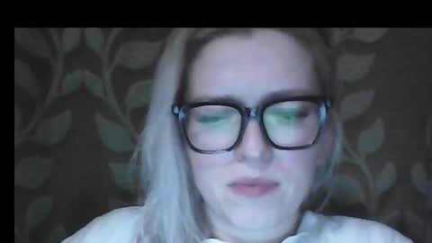 Snapshot of dolce_tempt chatting on February 2026 07:42:02 PM dolce_tempt online show from February 2026 07:42:02 PM