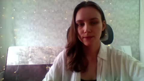 dolcezza_ online show from April 2026 11:16:02 AM