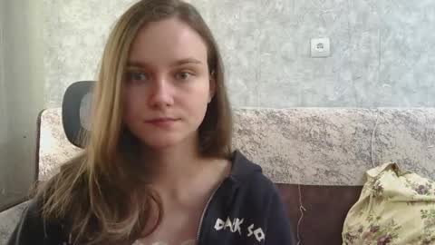 dolcezza_ online show from June 2026 11:45:02 AM